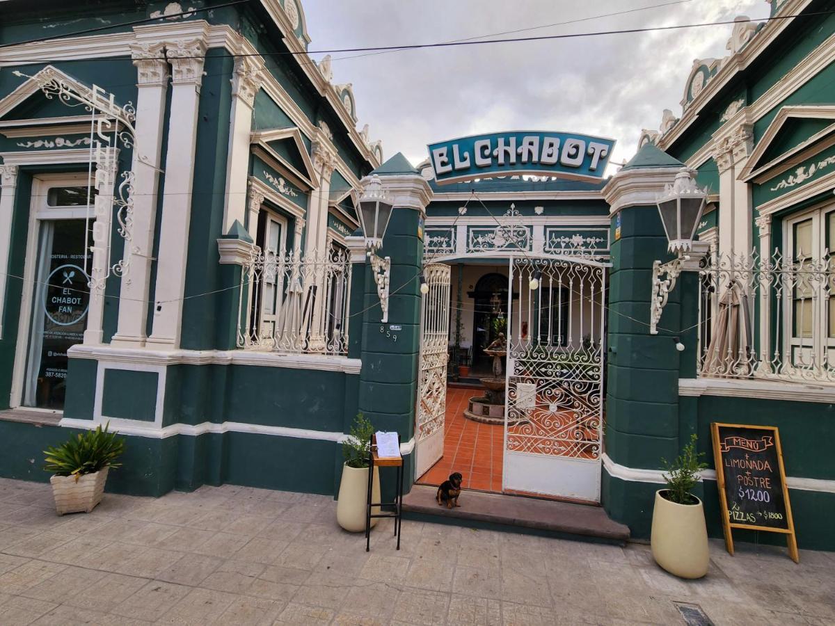 El Chabot Fan Hostel Салта Екстериор снимка