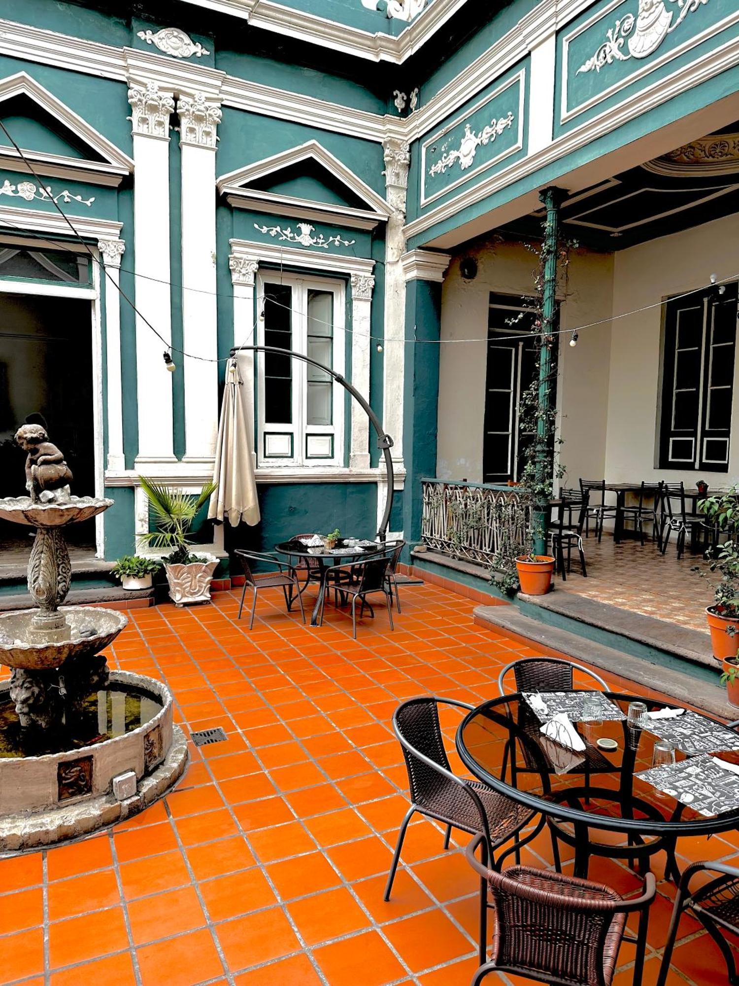 El Chabot Fan Hostel Салта Екстериор снимка