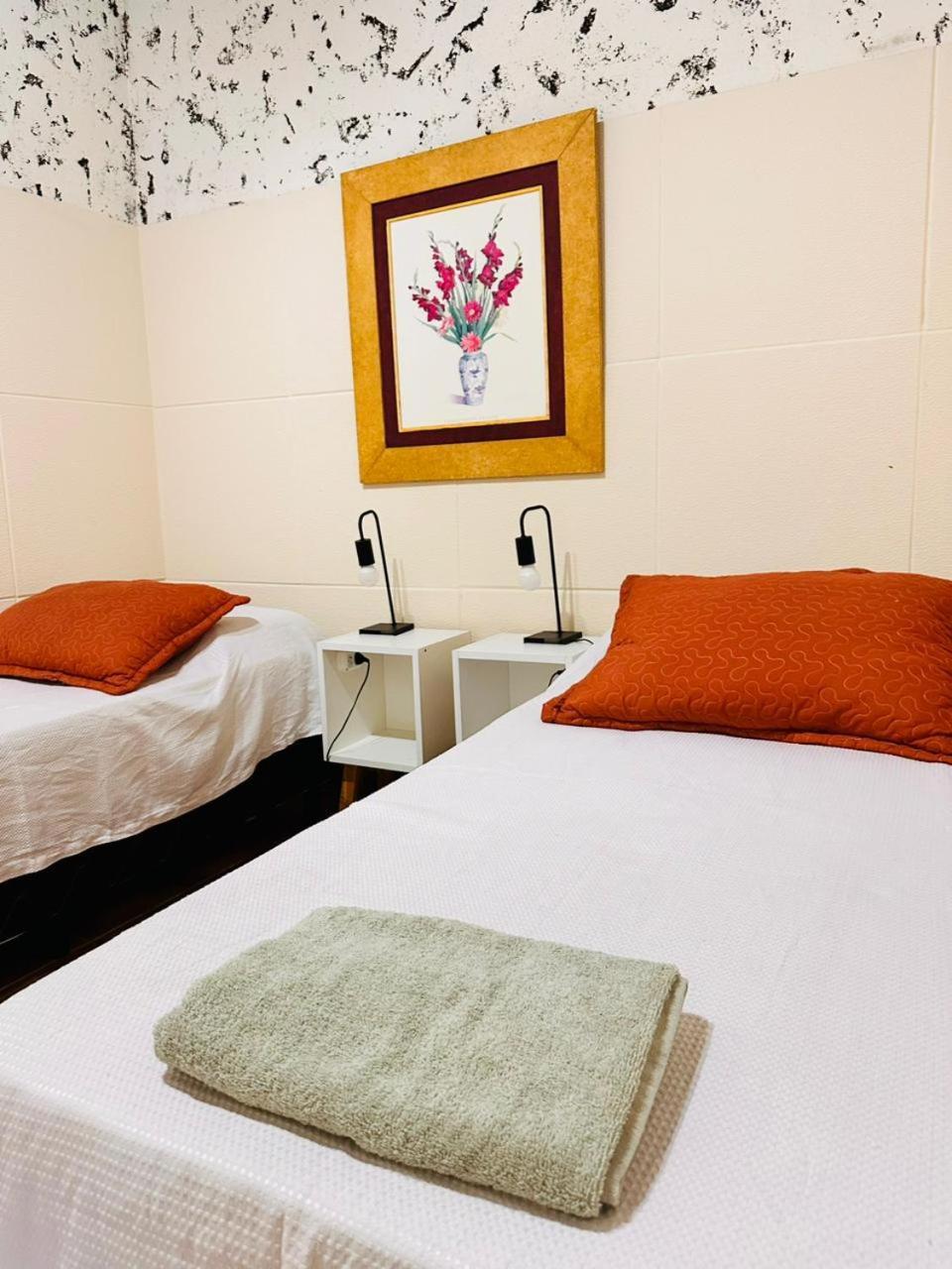 El Chabot Fan Hostel Салта Екстериор снимка