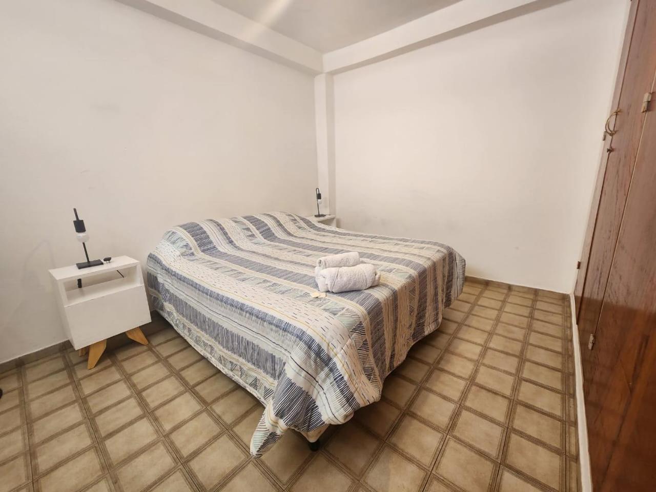 El Chabot Fan Hostel Салта Екстериор снимка